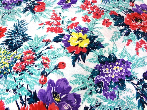 Floral fabric large - in,
